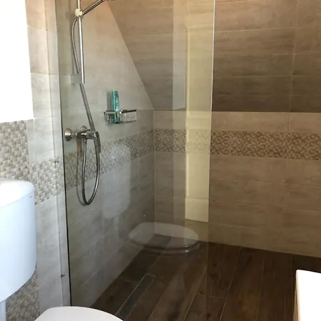 Luna Apartment *